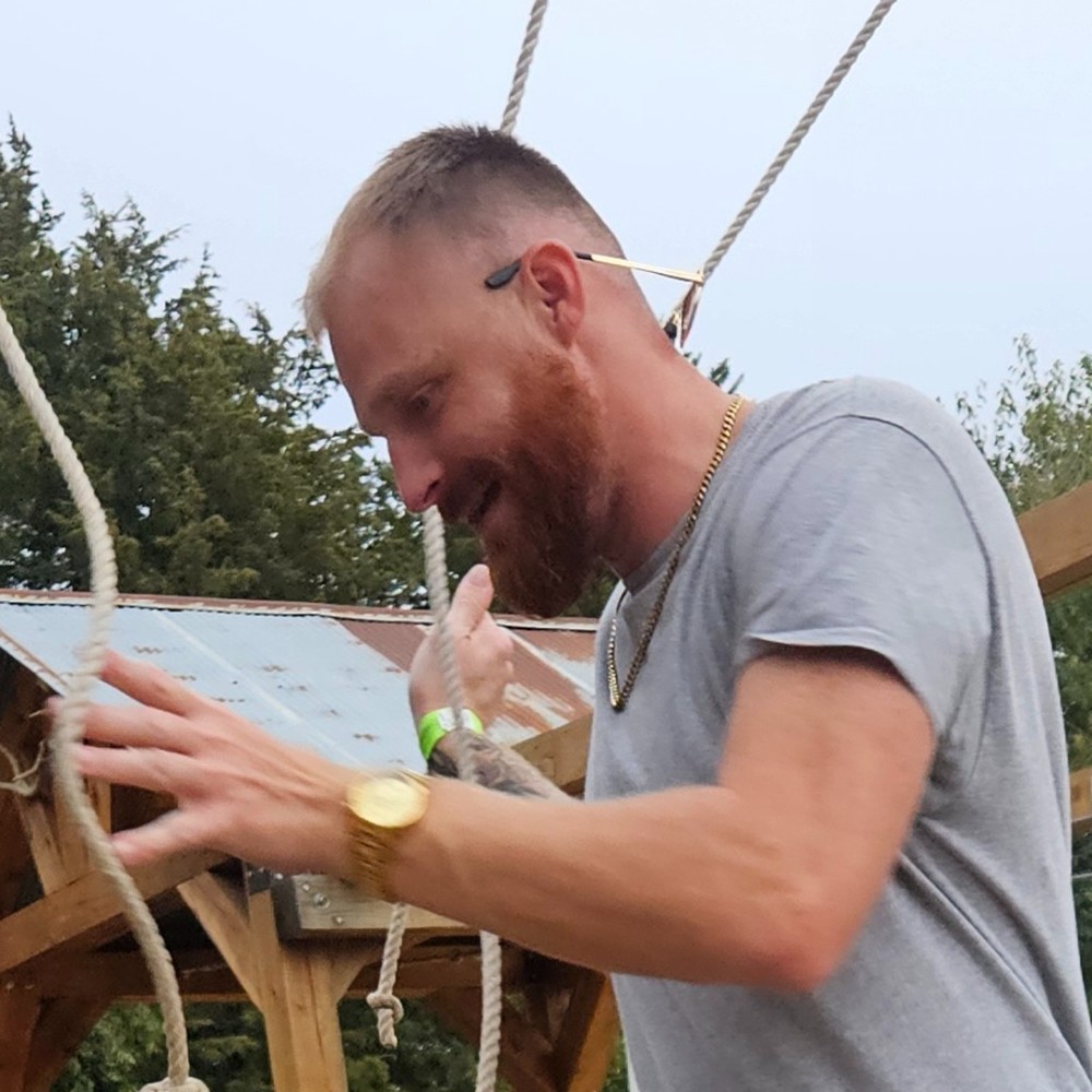 Meet your Posher, Coty